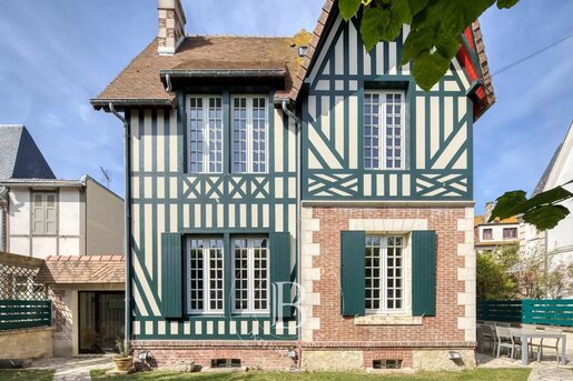 Maison 9 pièces 155 m² · à Deauville · 155 m² · 1 995 000 €