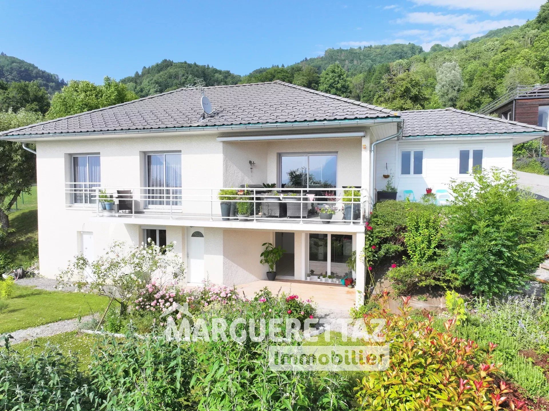 Maison à vendre, 131m², Châtillon-sur-Cluses