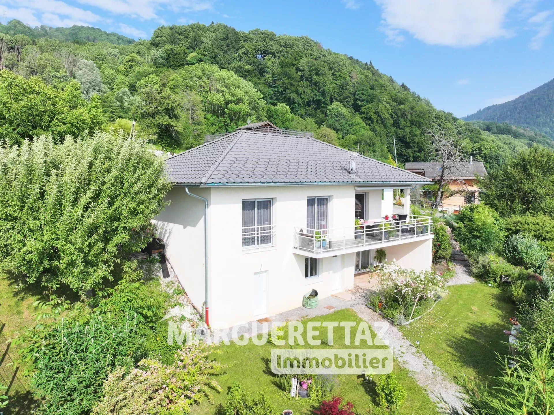 Maison à vendre, 131m², Châtillon-sur-Cluses