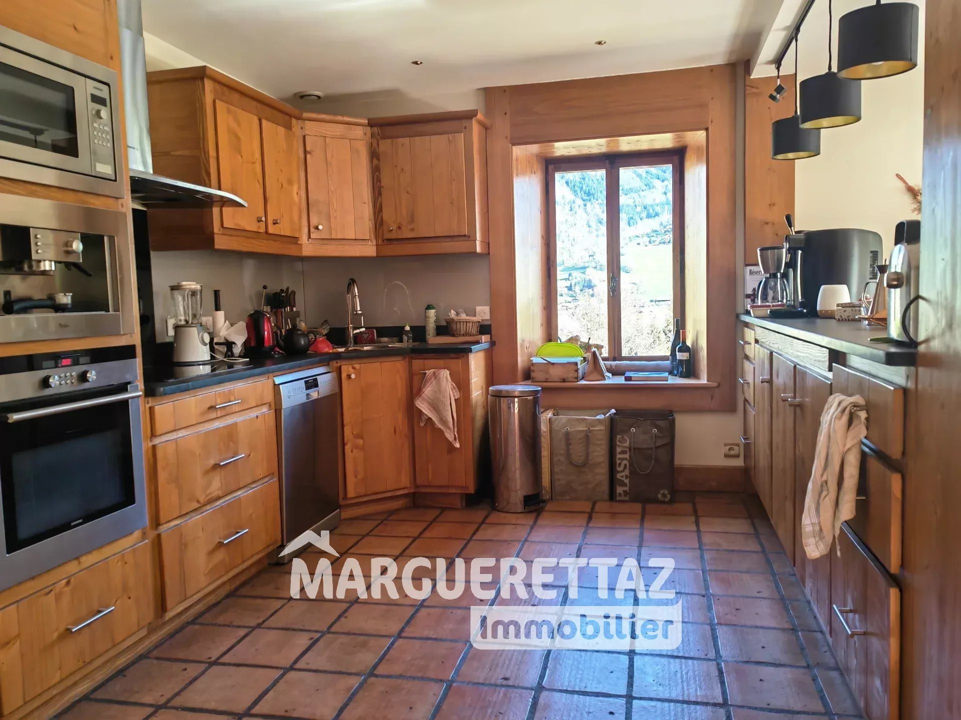 Maison à vendre, 246m², La Rivière-Enverse