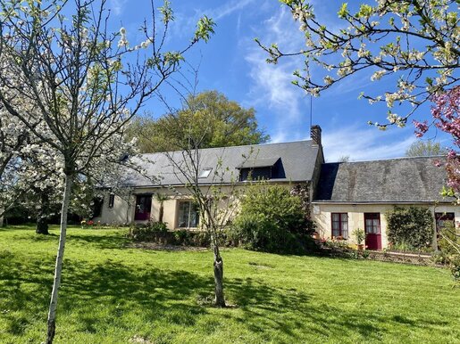 La Chartre-sur-le-Loir (Sarthe)