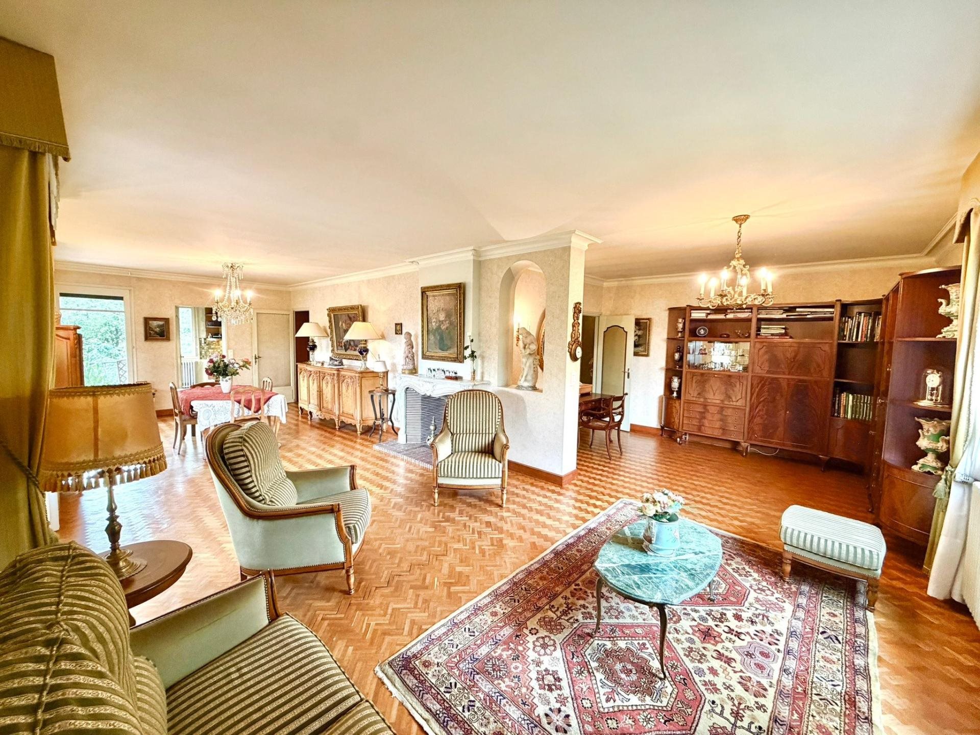 Maison à vendre, 278m², Eauze