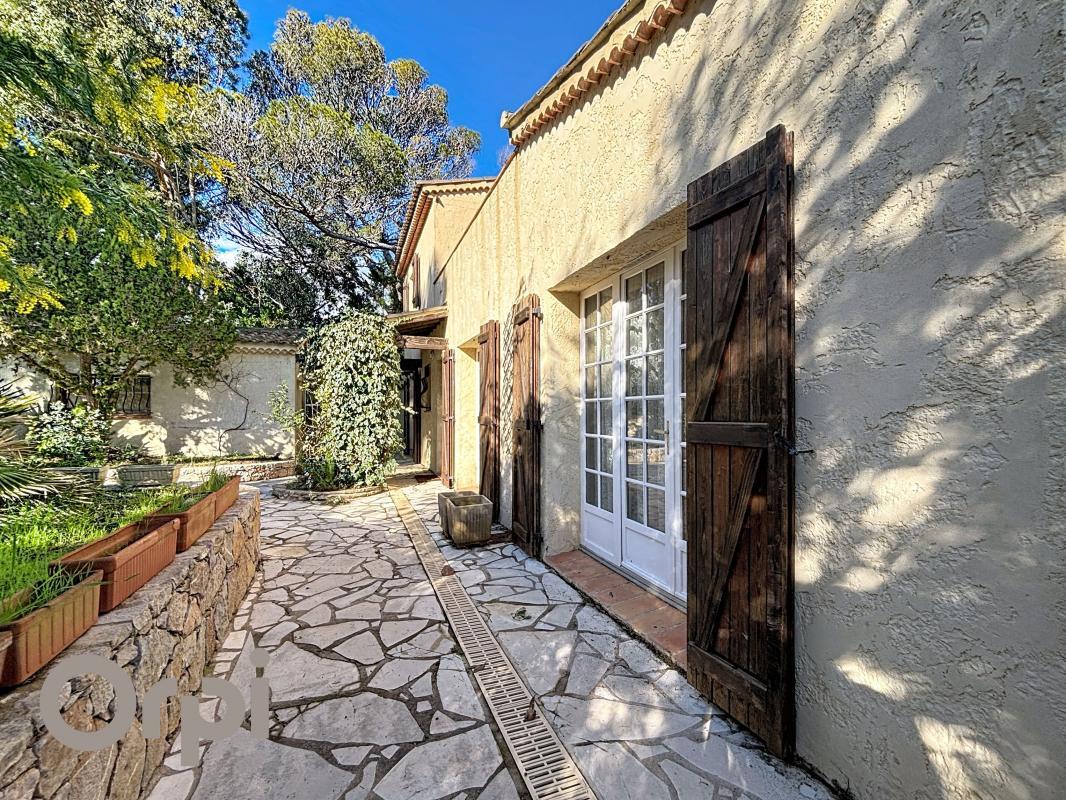 Maison à vendre, 163m², Fréjus