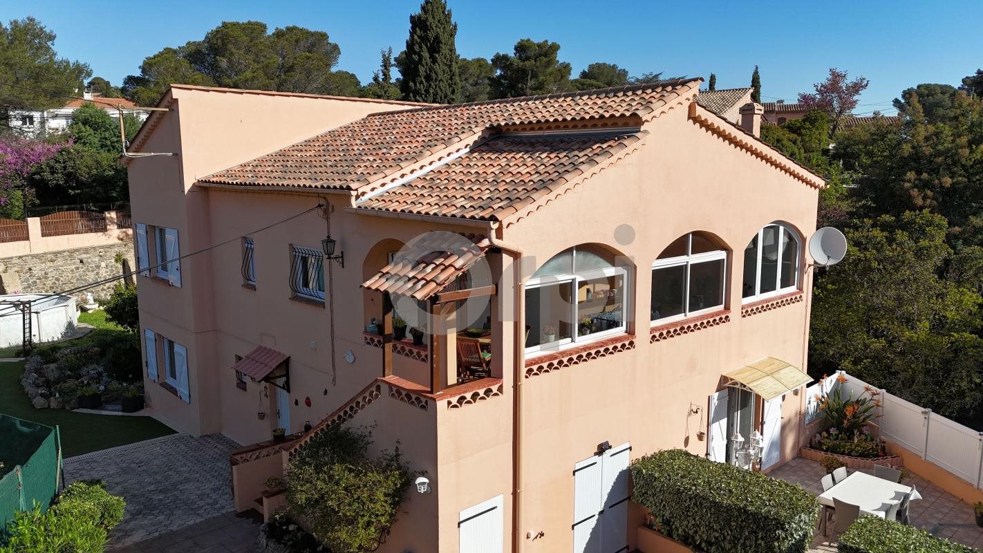 Maison à vendre, 200m², Fréjus