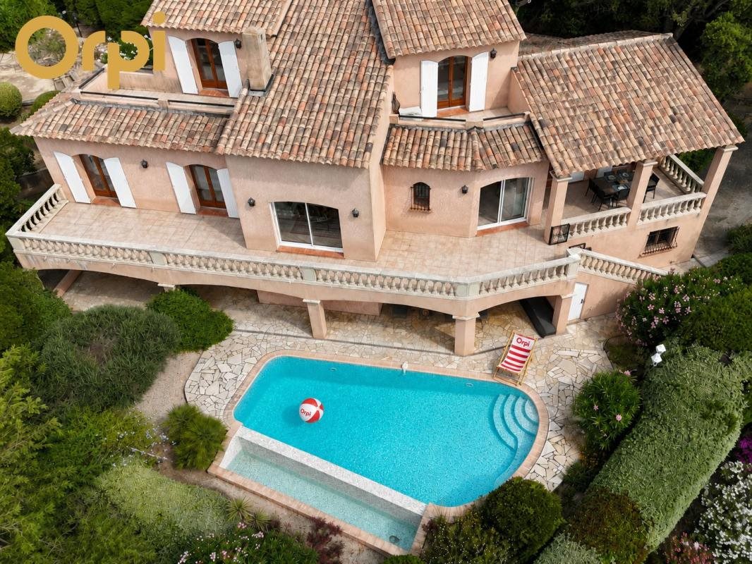 Maison à vendre, 155m², Saint-Aygulf