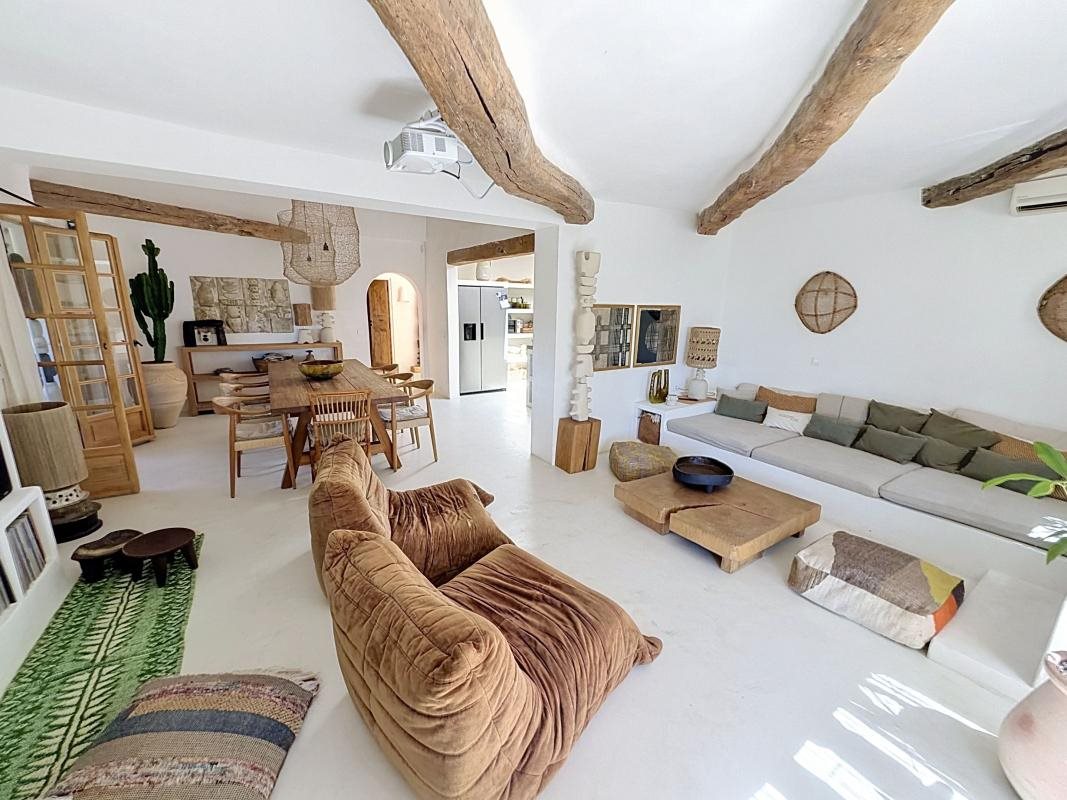 Maison à vendre, 220m², Le Rouret