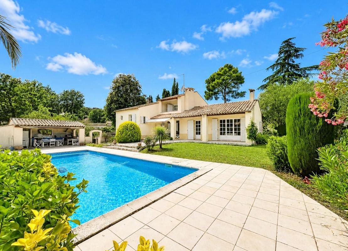 Maison à vendre, 160m², Roquefort-les-Pins
