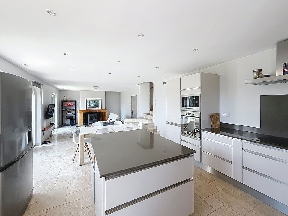 Maison à vendre, 135m², Châteauneuf-Grasse