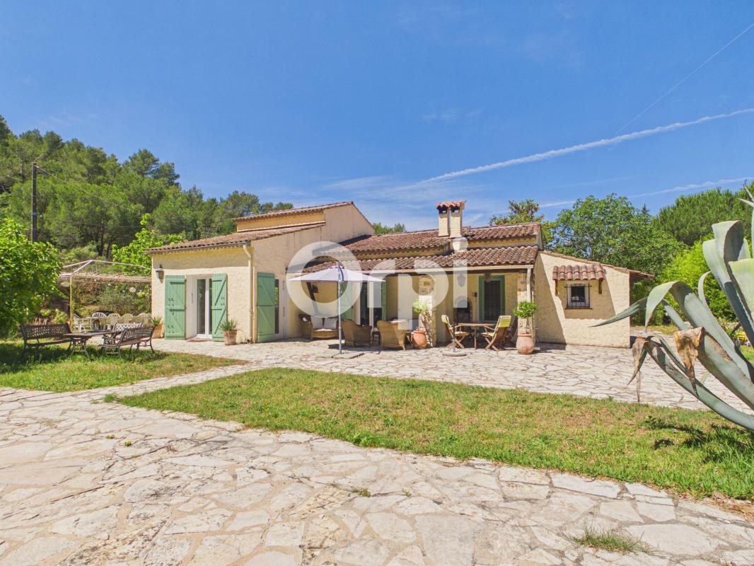 Maison à vendre, 133m², Bagnols-en-Forêt