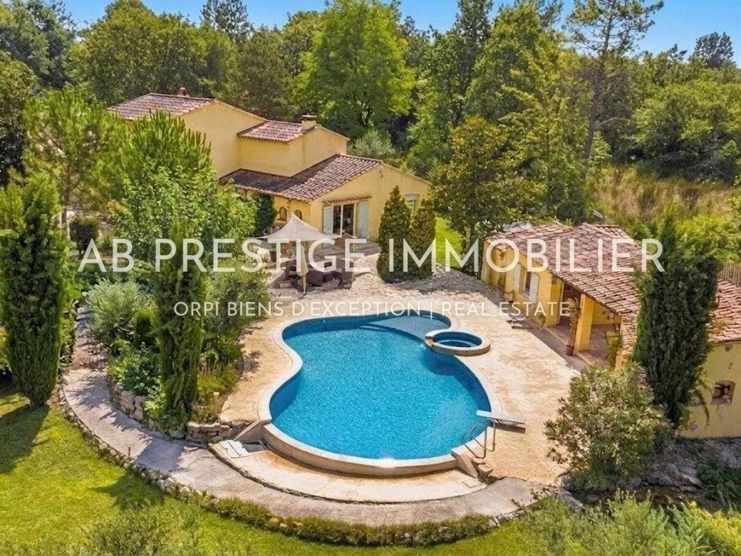 Maison à vendre, 200m², Callian