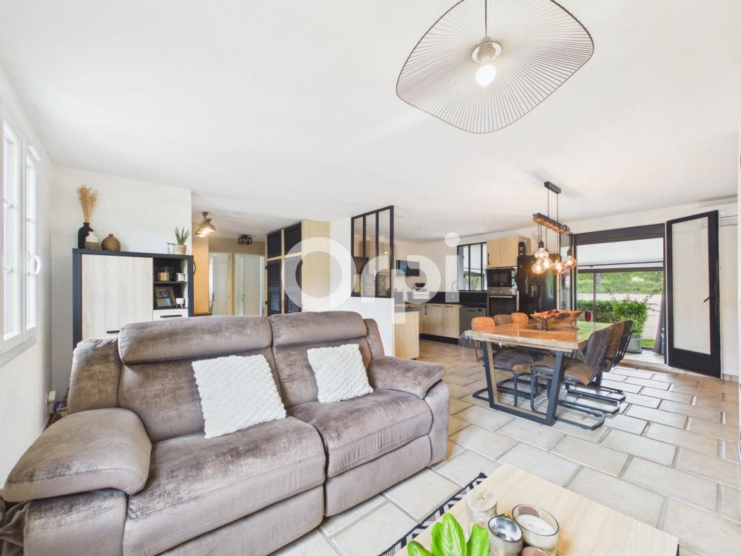 Maison à vendre, 123m², Bagnols-en-Forêt