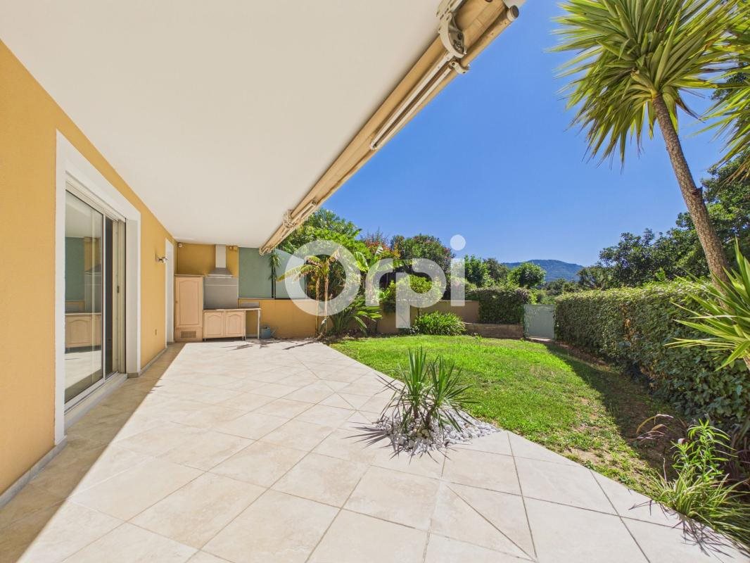 Appartement à vendre, 84m², Mandelieu-la-Napoule