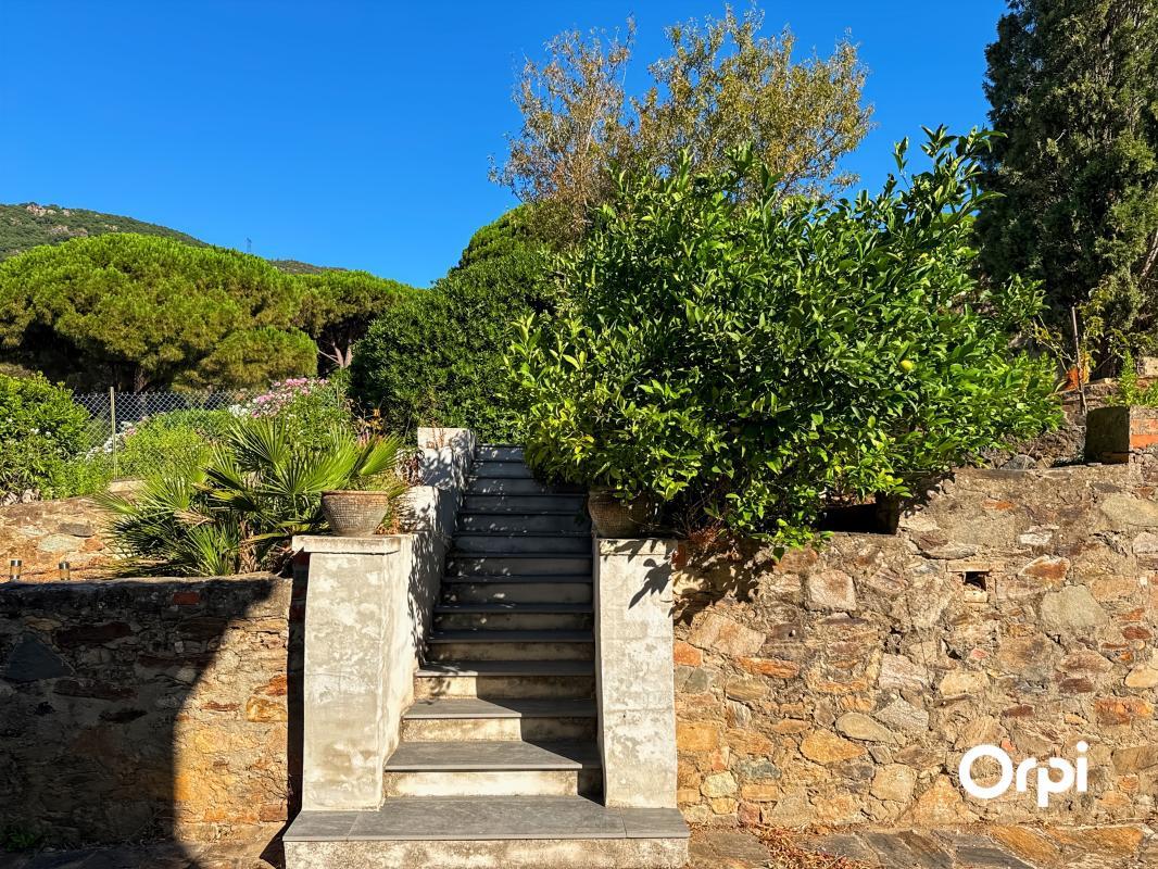 Maison à vendre, 150m², Cavalaire-sur-Mer
