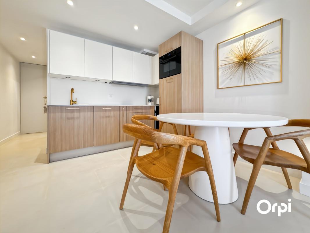 Appartement – Saint-Tropez, Var - Plus