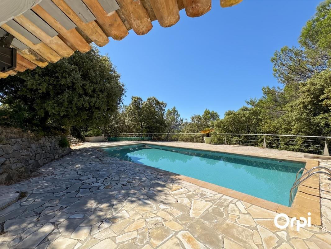 Maison à vendre, 460m², Pignans