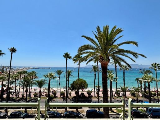 Appartement 2 pièces 52 m² · à Cannes · 52 m² · 1 850 000 €