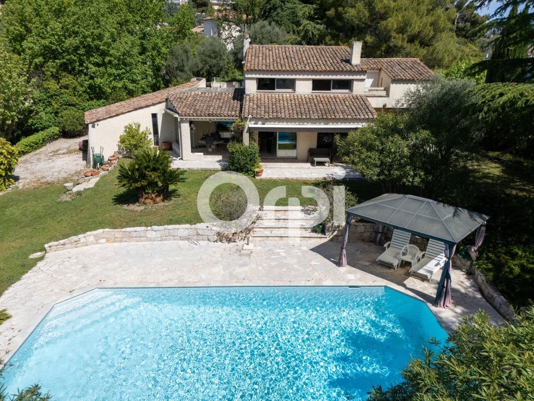 Maison à vendre, 220m², Grasse