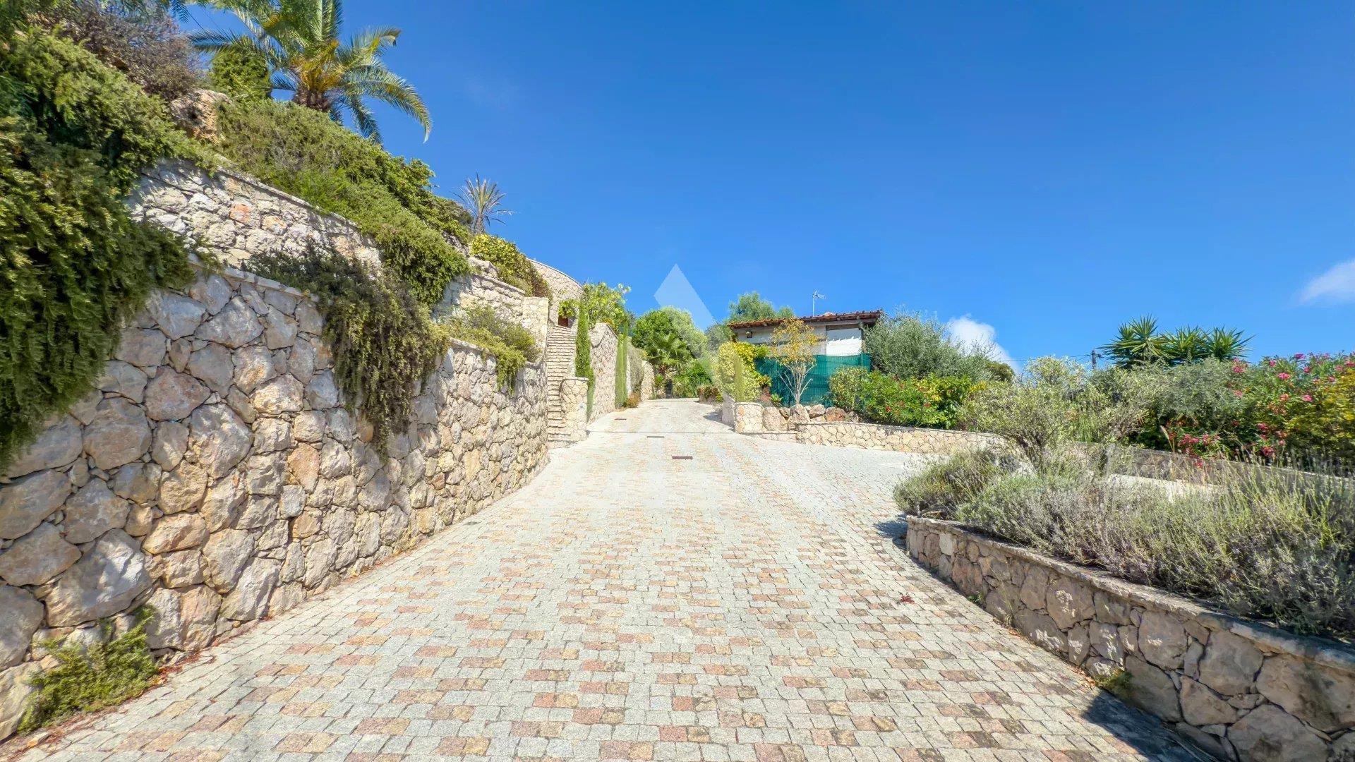 Maison à vendre, 333m², La Turbie