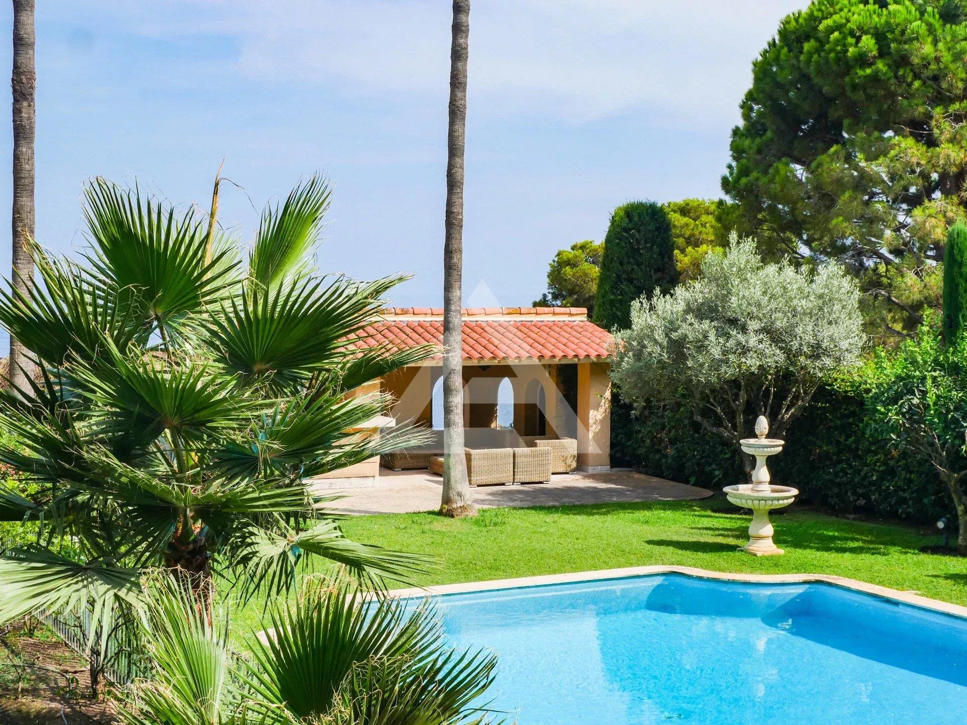 Maison à vendre, 651m², Saint-Jean-Cap-Ferrat