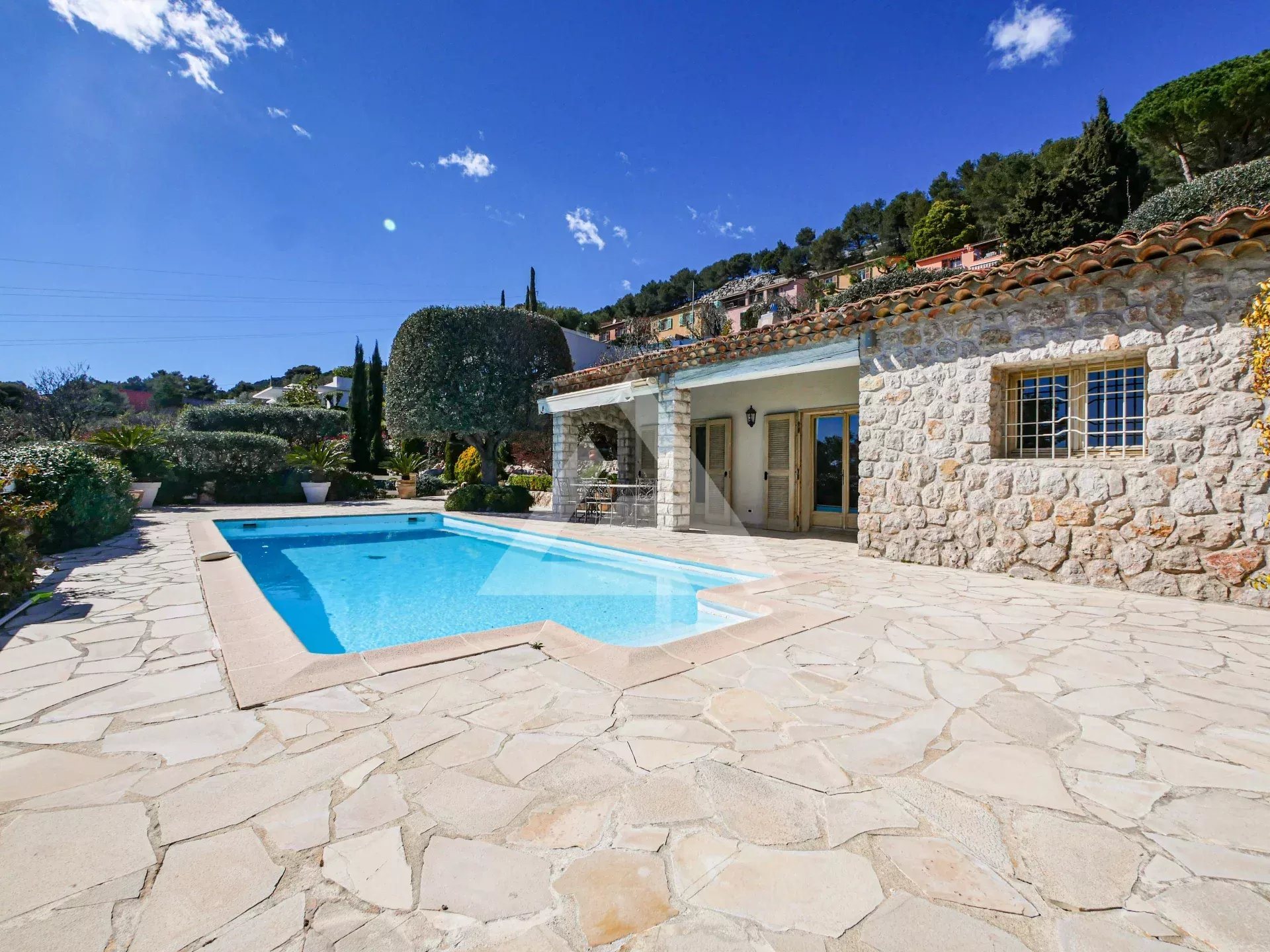 Maison à vendre, 138m², La Turbie