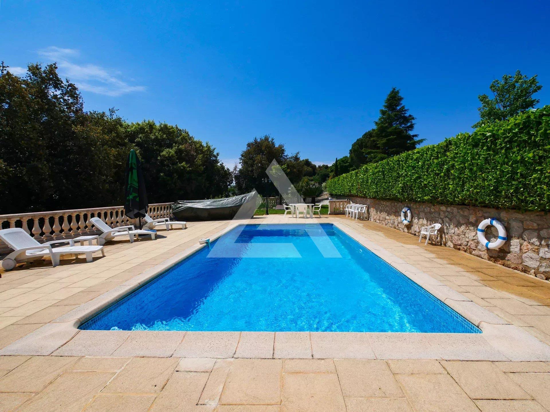 Maison à vendre, 207m², Peille