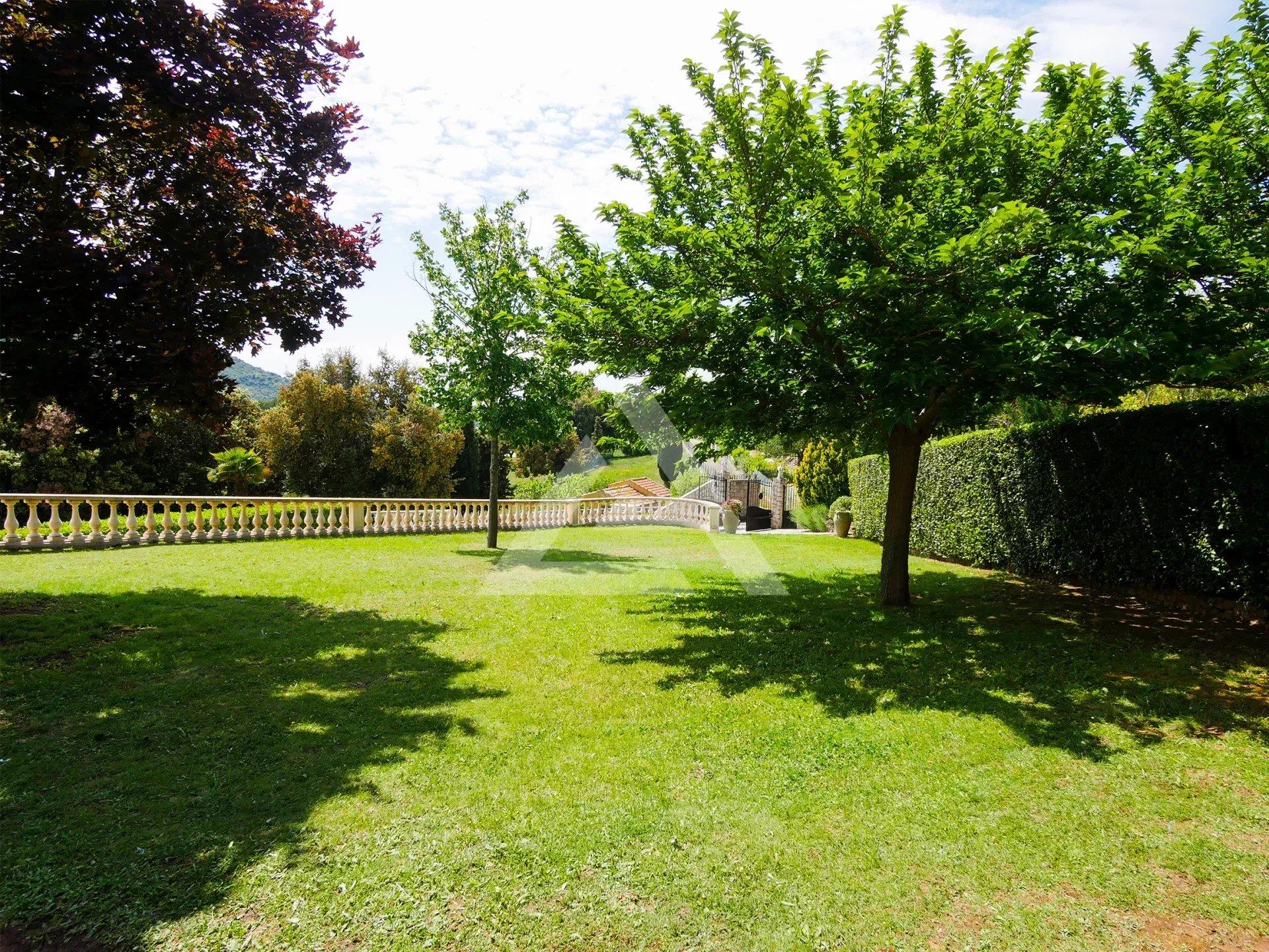 Maison à vendre, 207m², Peille