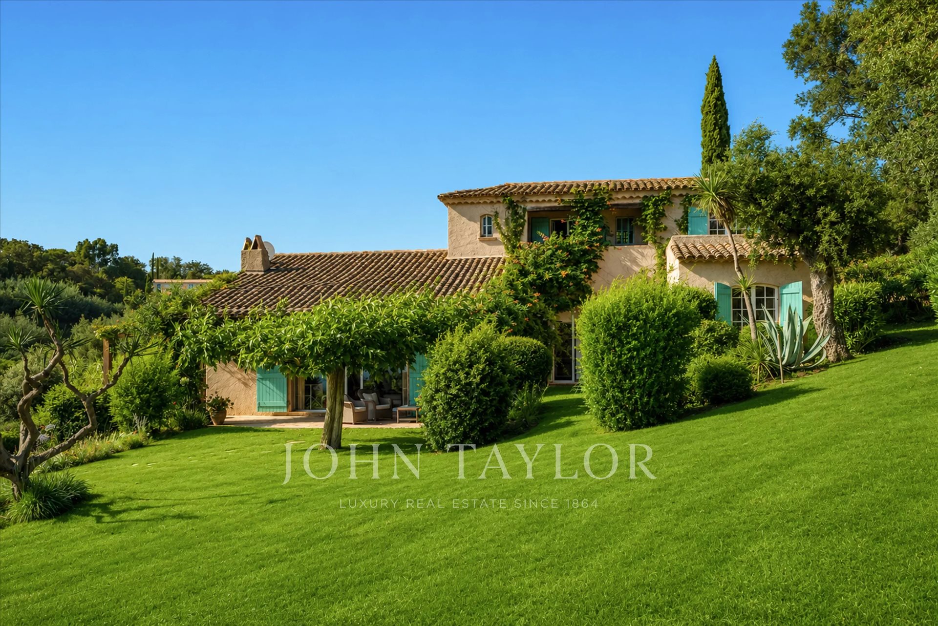 Maison à vendre, 200m², La Croix-Valmer