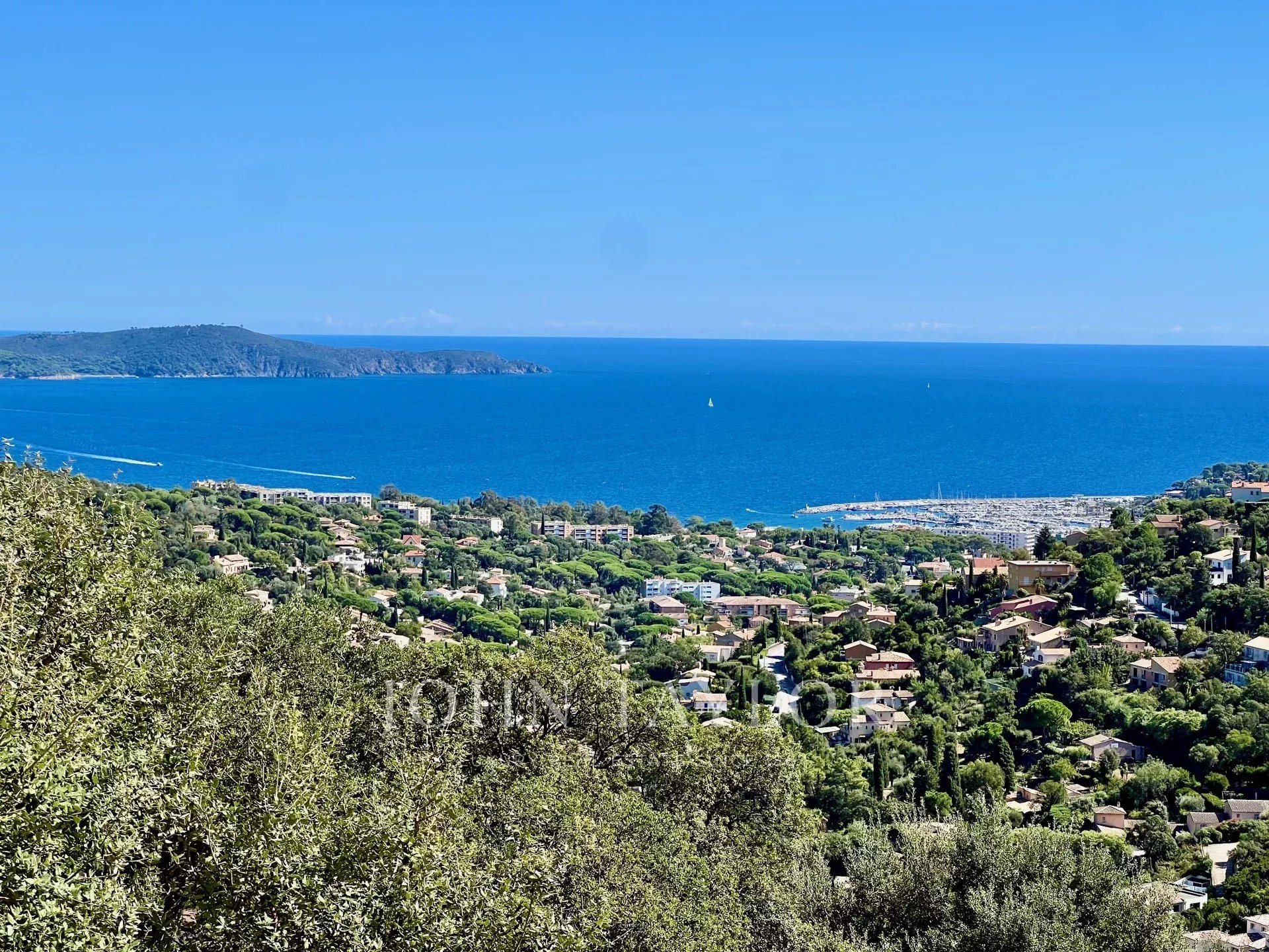 Maison à vendre, 220m², Cavalaire-sur-Mer