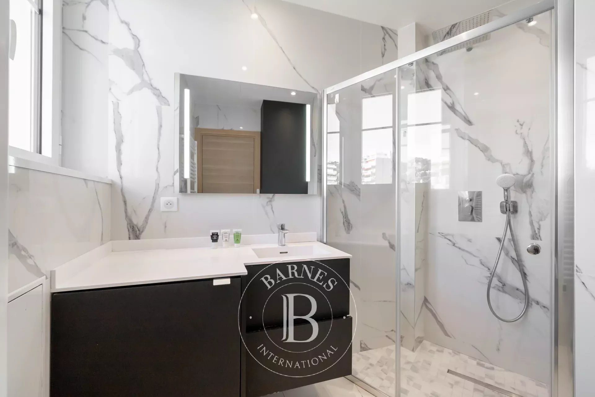 Apartment in Cannes, Hautes Vallergues - Vue 6