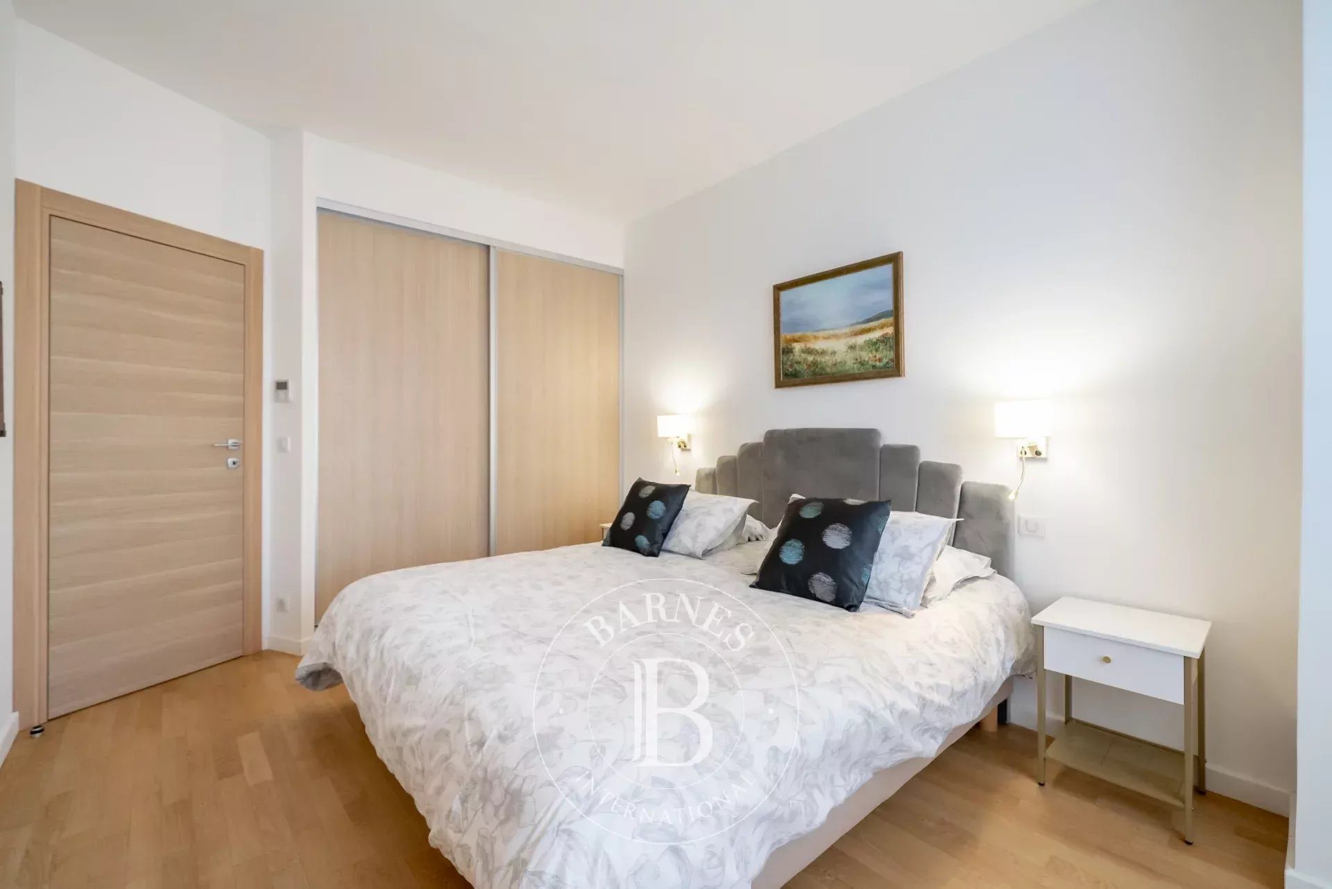 Apartment in Cannes, Hautes Vallergues - Plus
