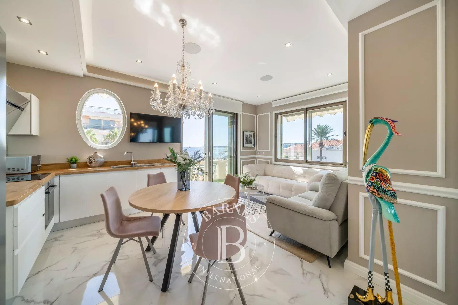 Appartement – Cannes, La Lepre - Plus