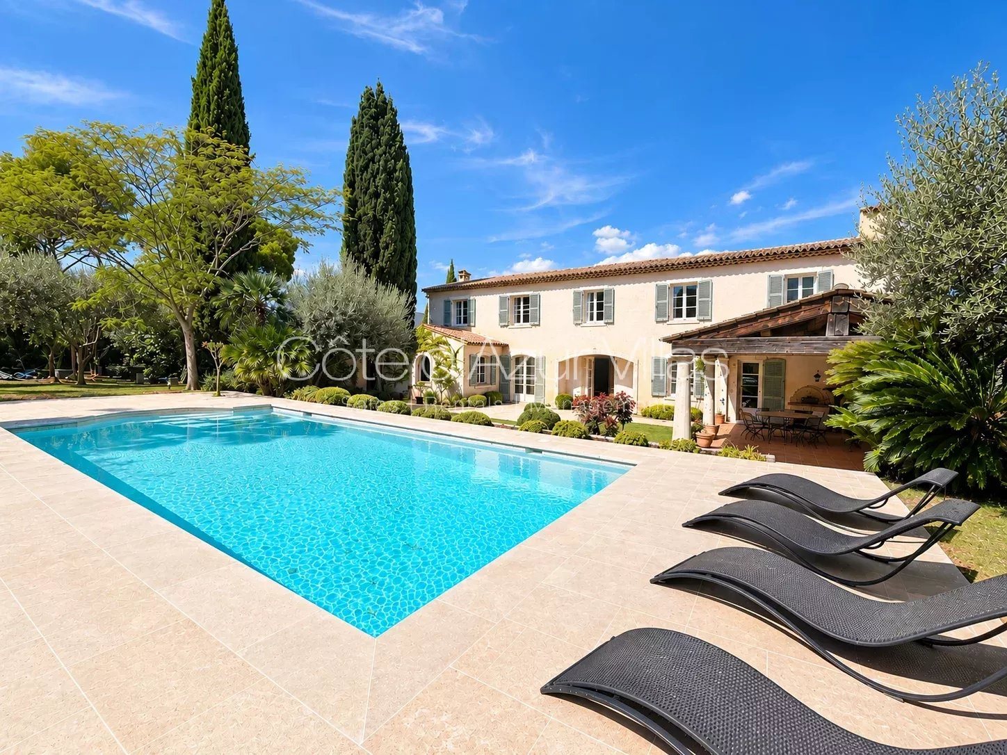 Maison à vendre, 264m², Valbonne