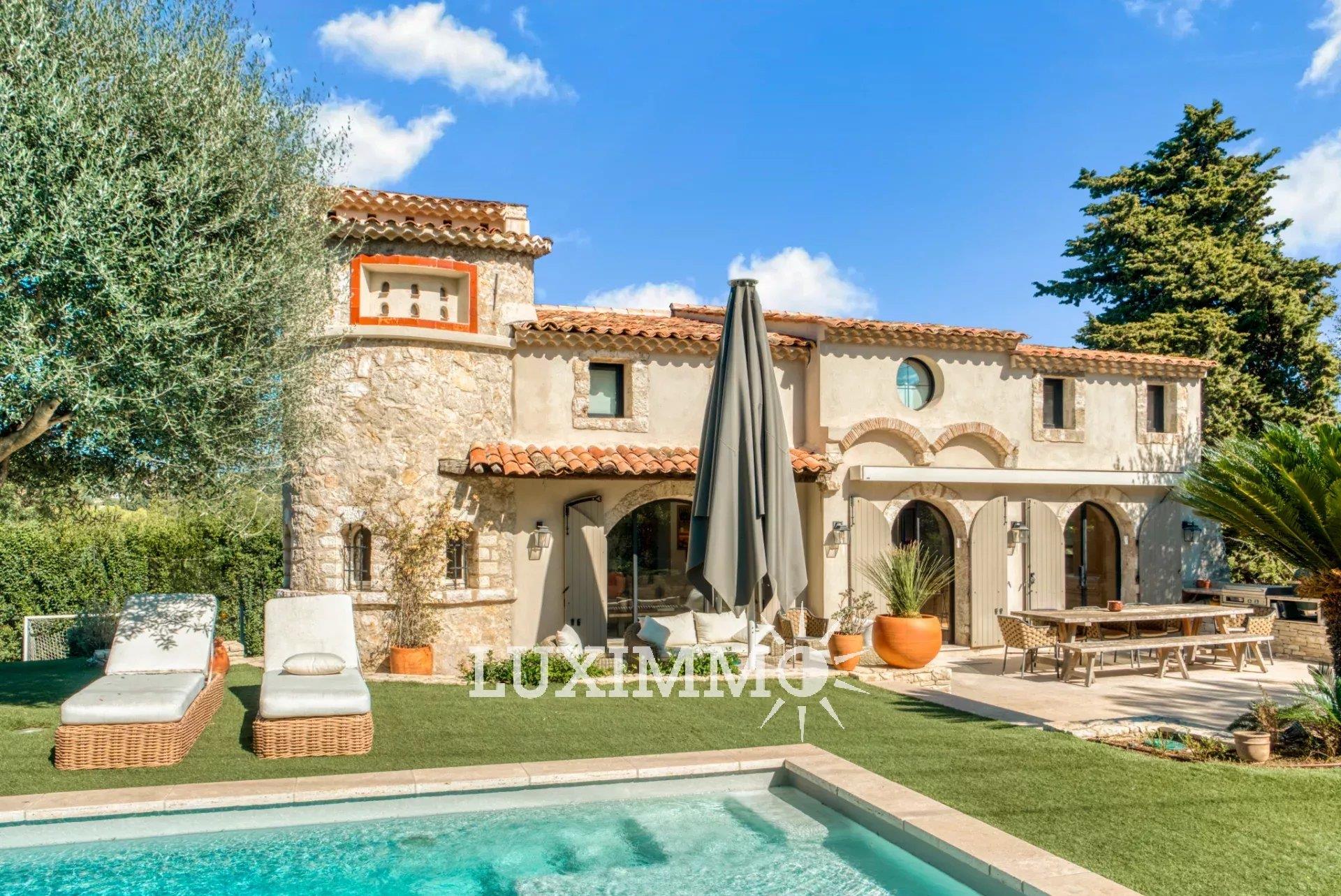 Maison à vendre, 265m², Mougins