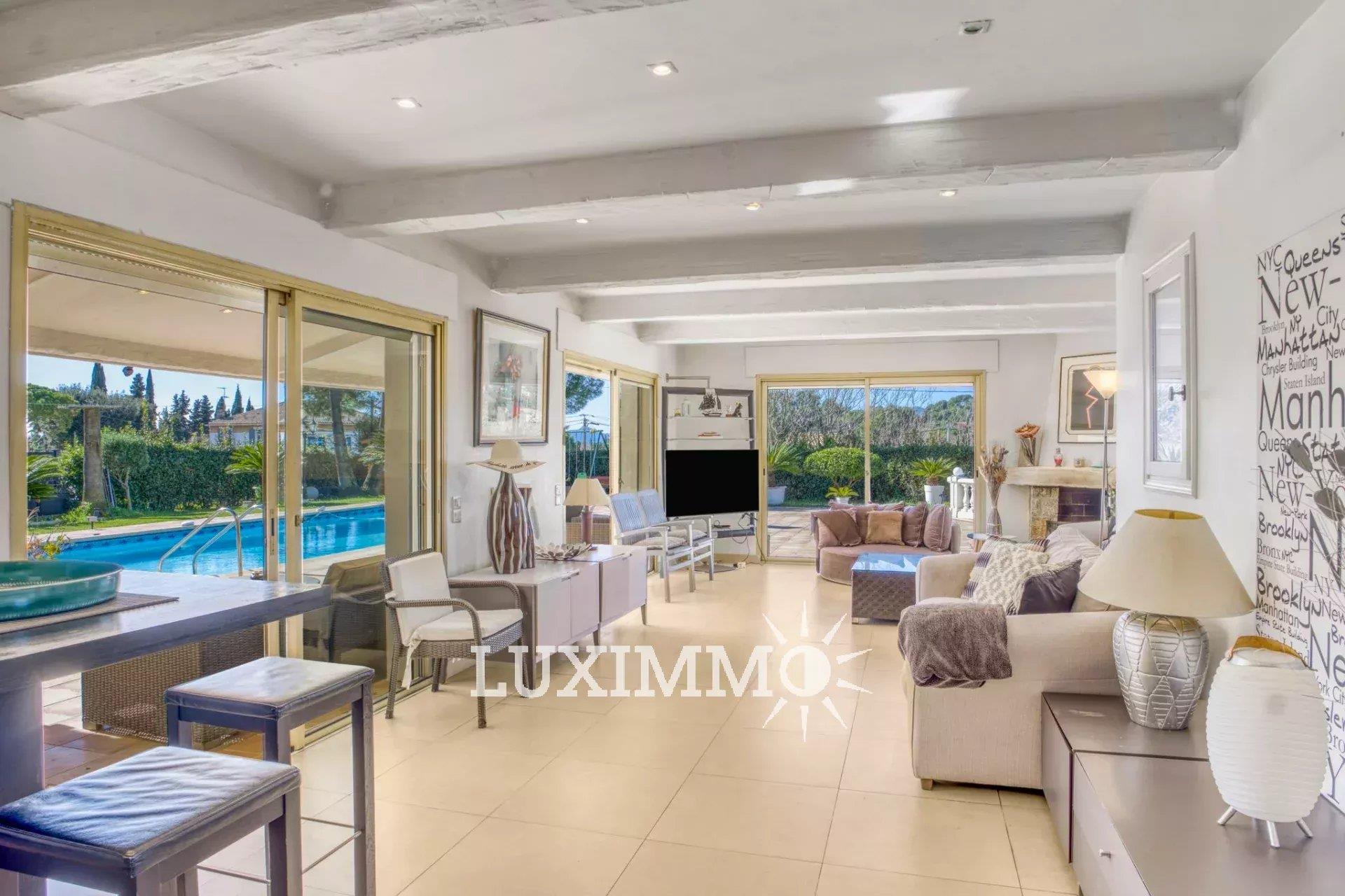 Maison à vendre, 220m², Mougins