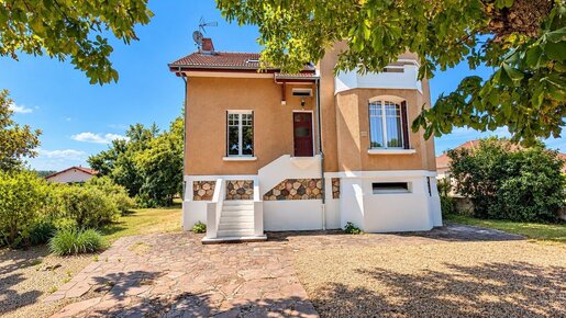 Maison 6 pièces 176 m² · à Billom · 176 m² · 335 000 €