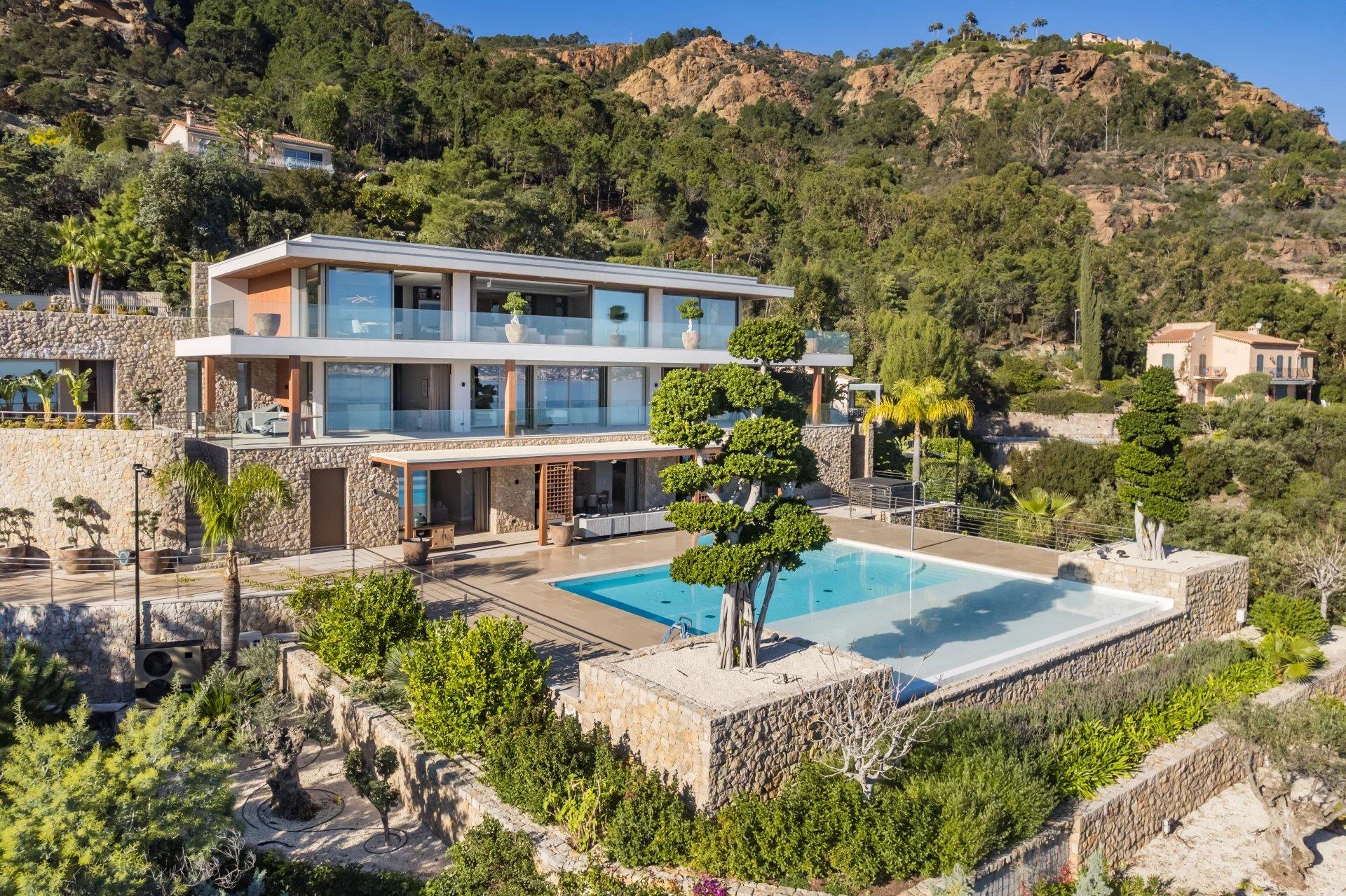 Maison à vendre, 630m², Théoule-sur-Mer