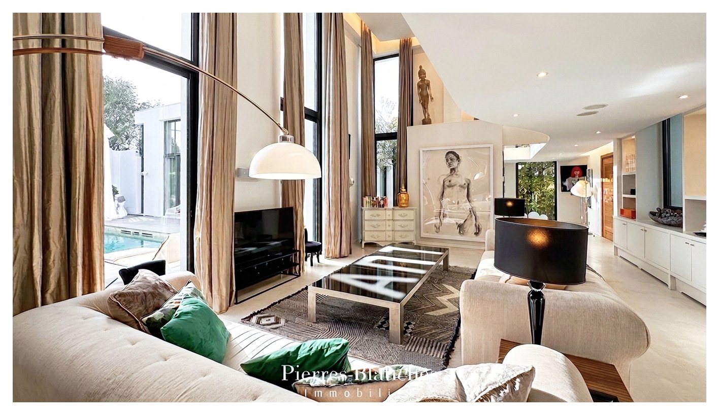 Maison à vendre, 385m², Saint-Tropez
