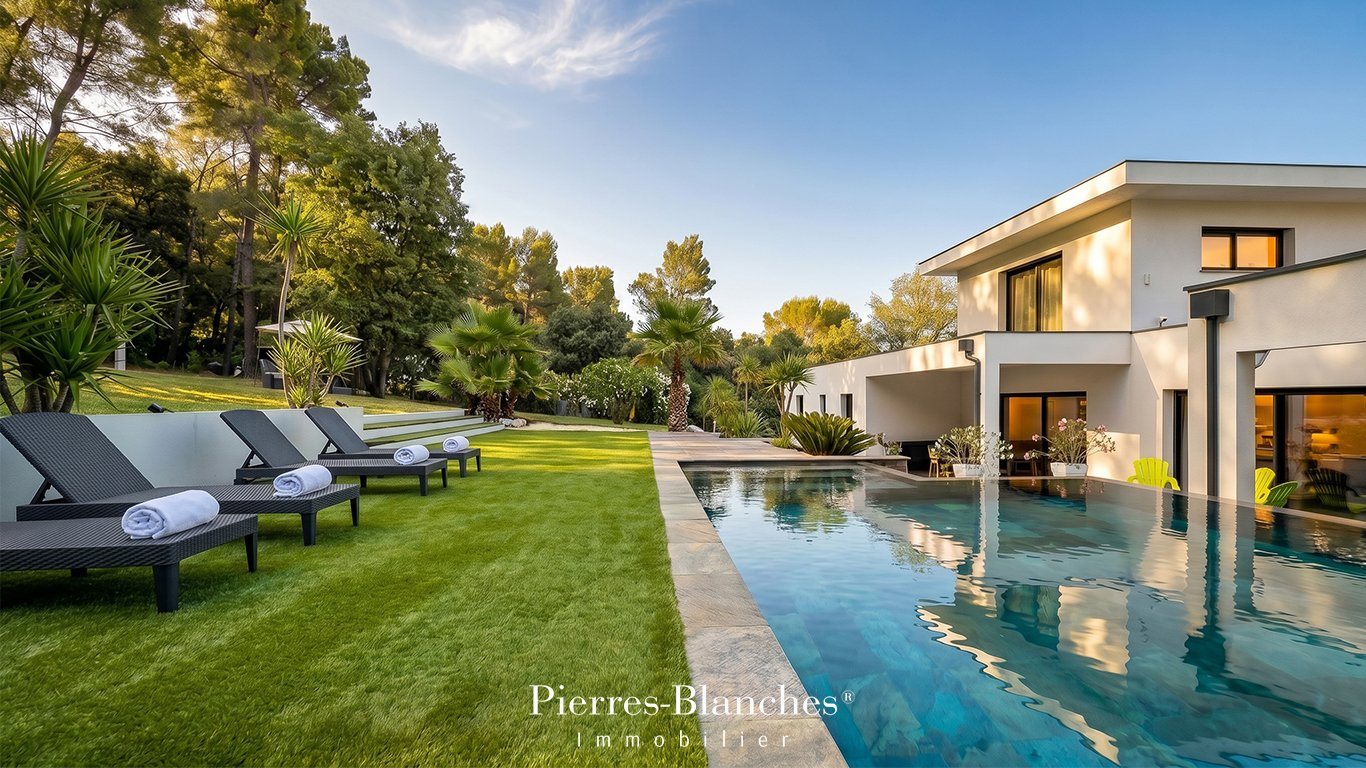 Maison à vendre, 280m², Sommières
