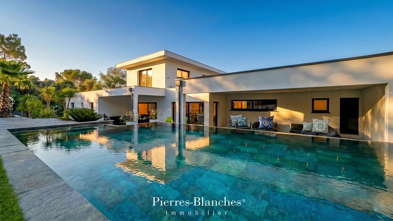 Maison à vendre, 280m², Sommières