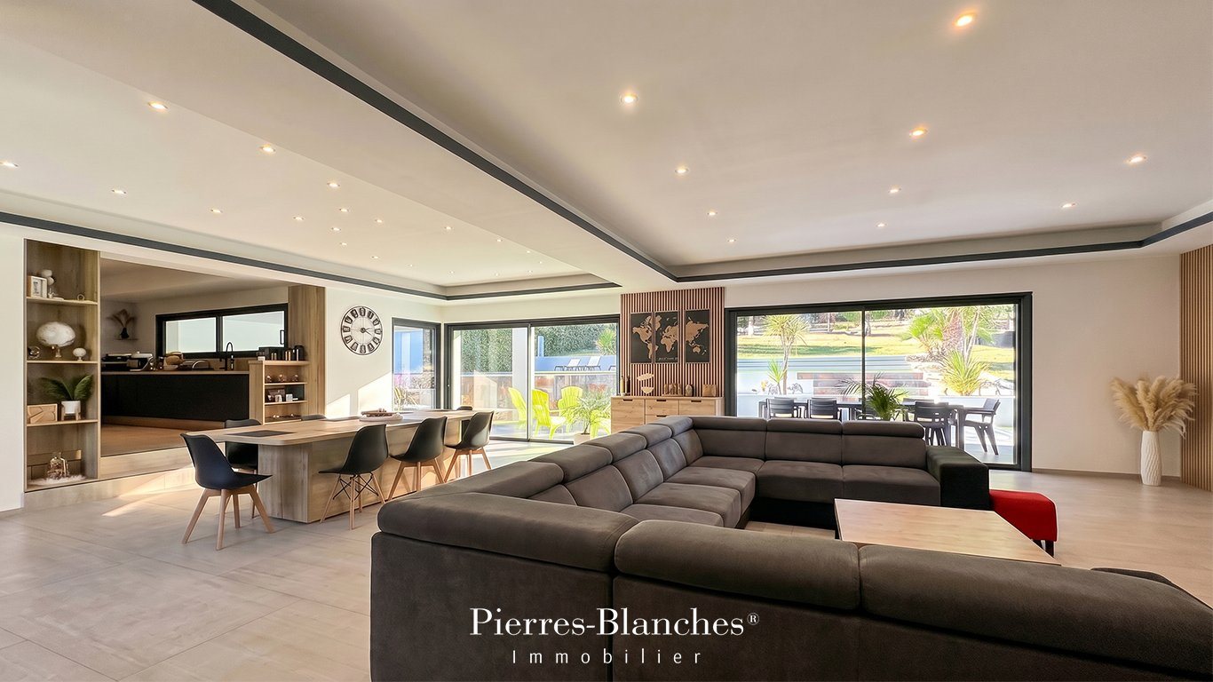 Maison à vendre, 280m², Sommières