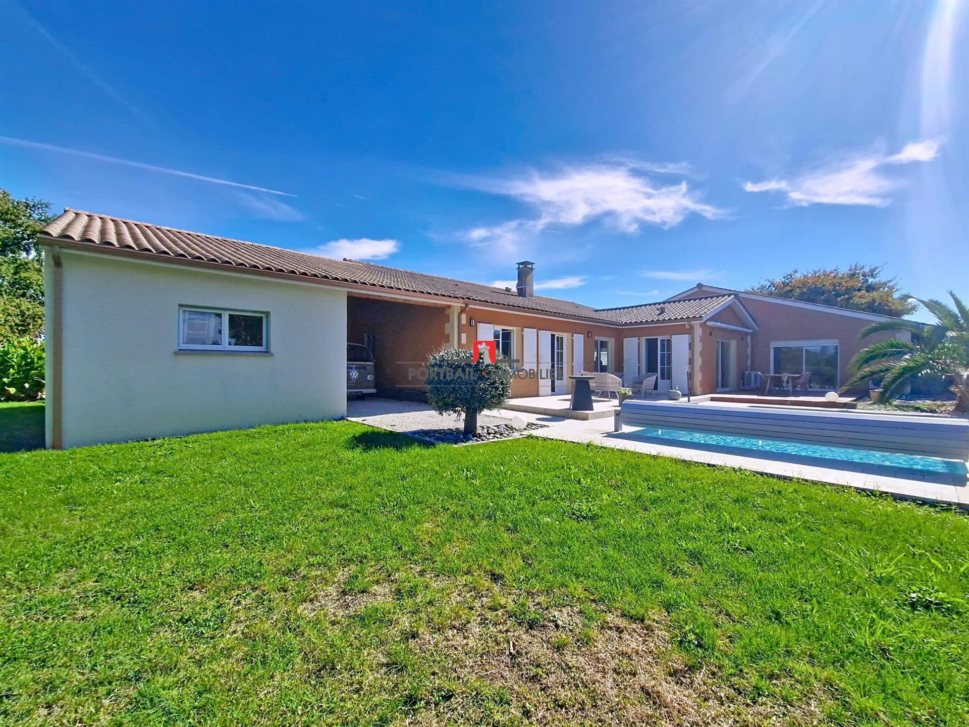 Maison à vendre, 186m², Saint-Laurent-d'Arce