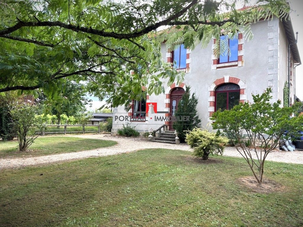 Maison à vendre, 240m², Saint-André-de-Cubzac