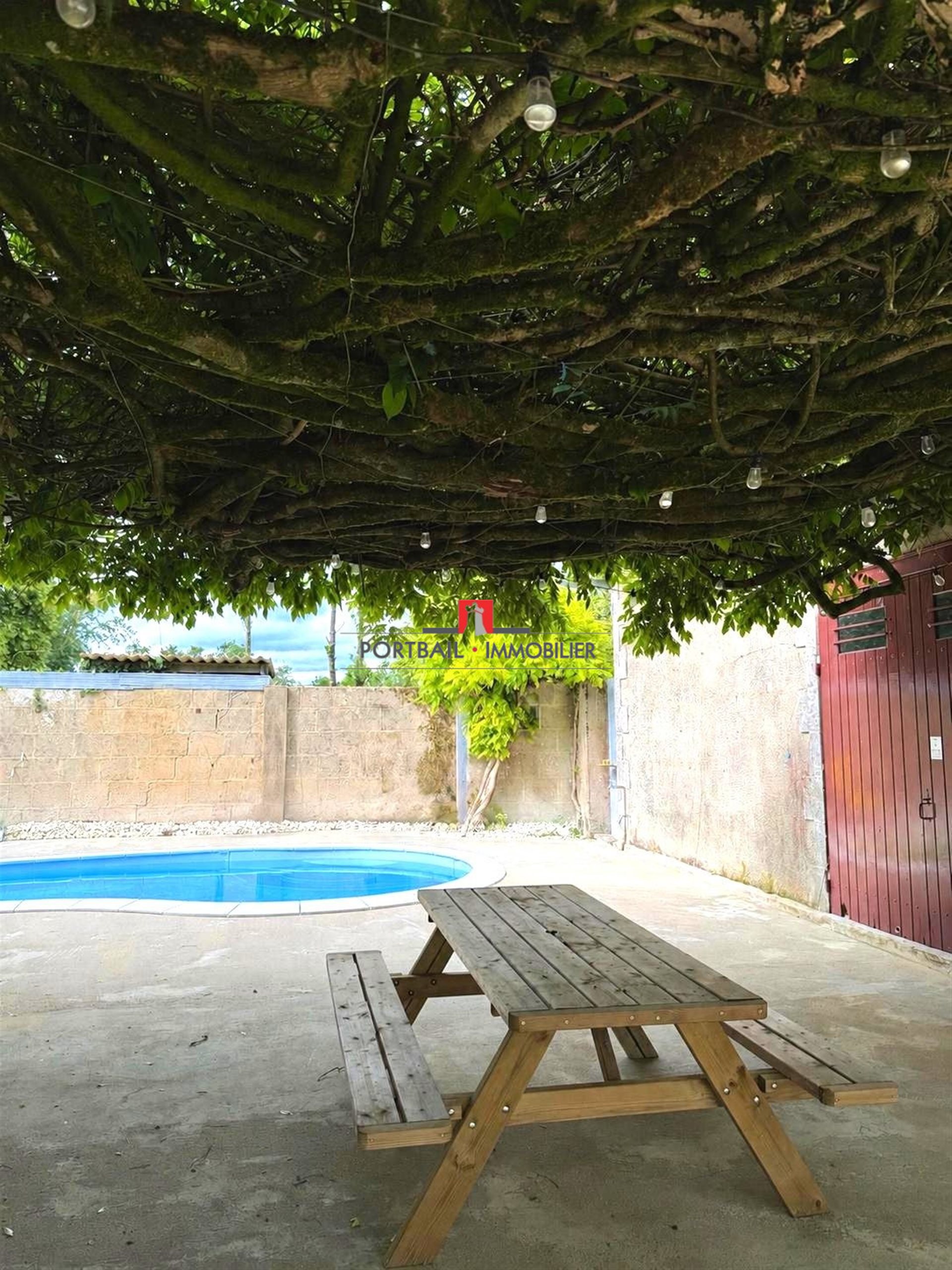 Maison à vendre, 240m², Saint-André-de-Cubzac