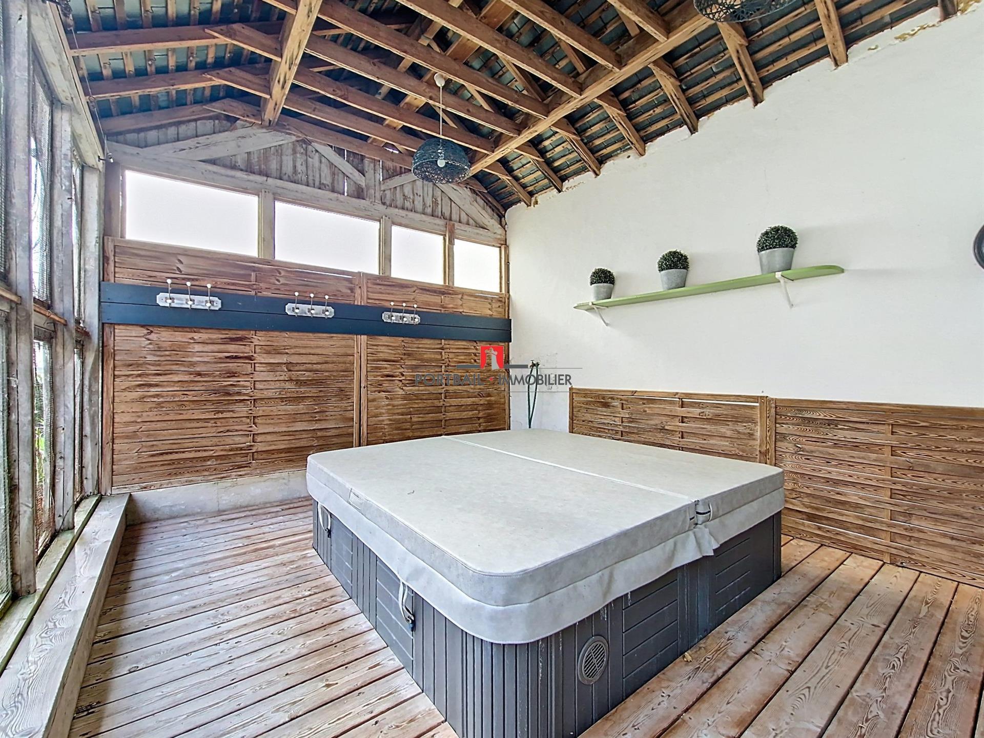 Maison à vendre, 273m², Bourg
