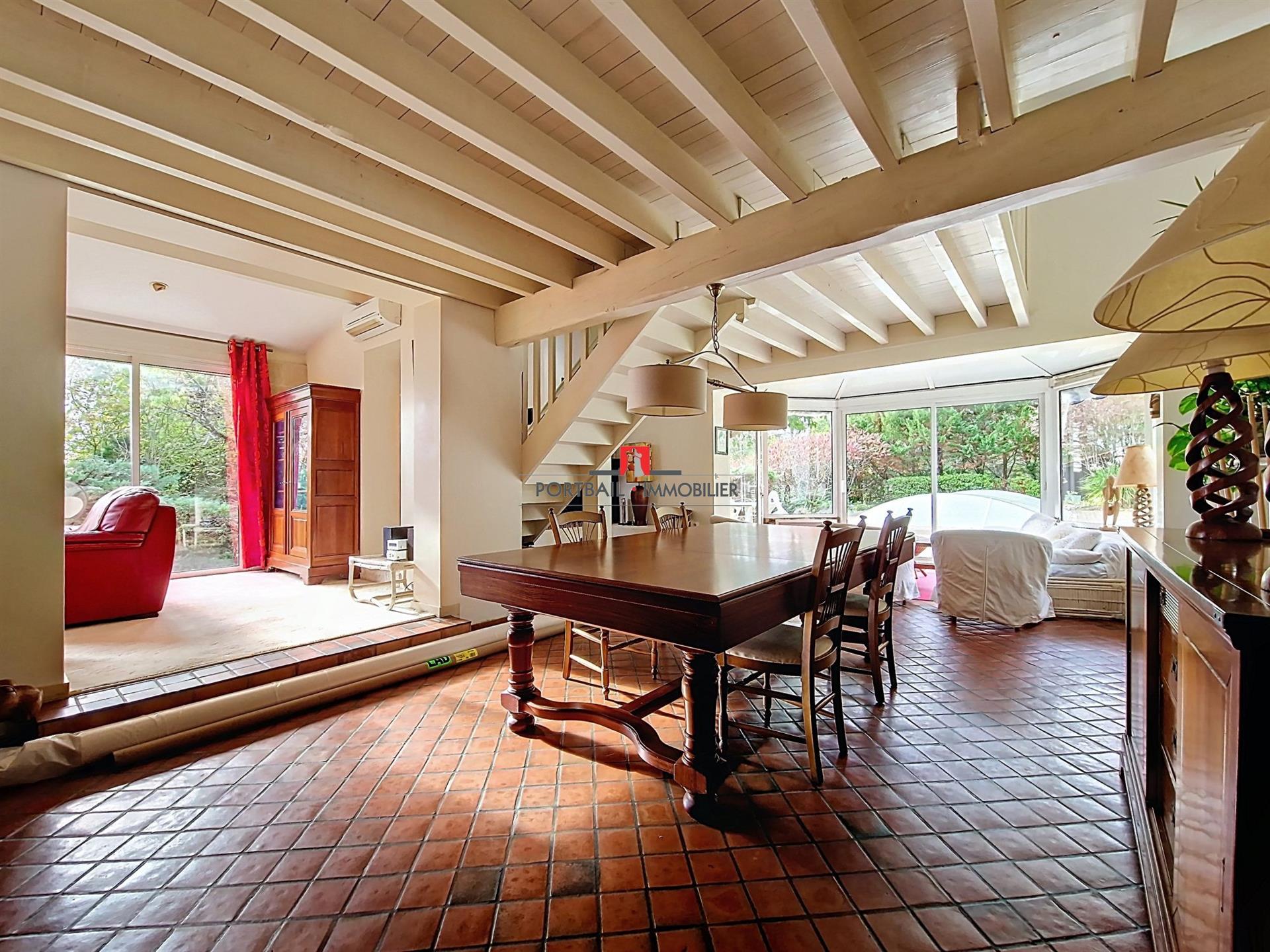Maison à vendre, 152m², Saint-Romain-la-Virvée