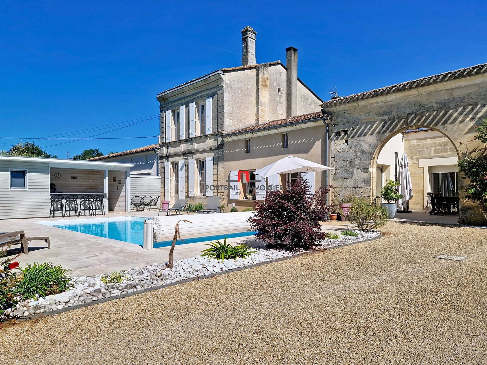 Maison à vendre, 249m², Saint-André-de-Cubzac