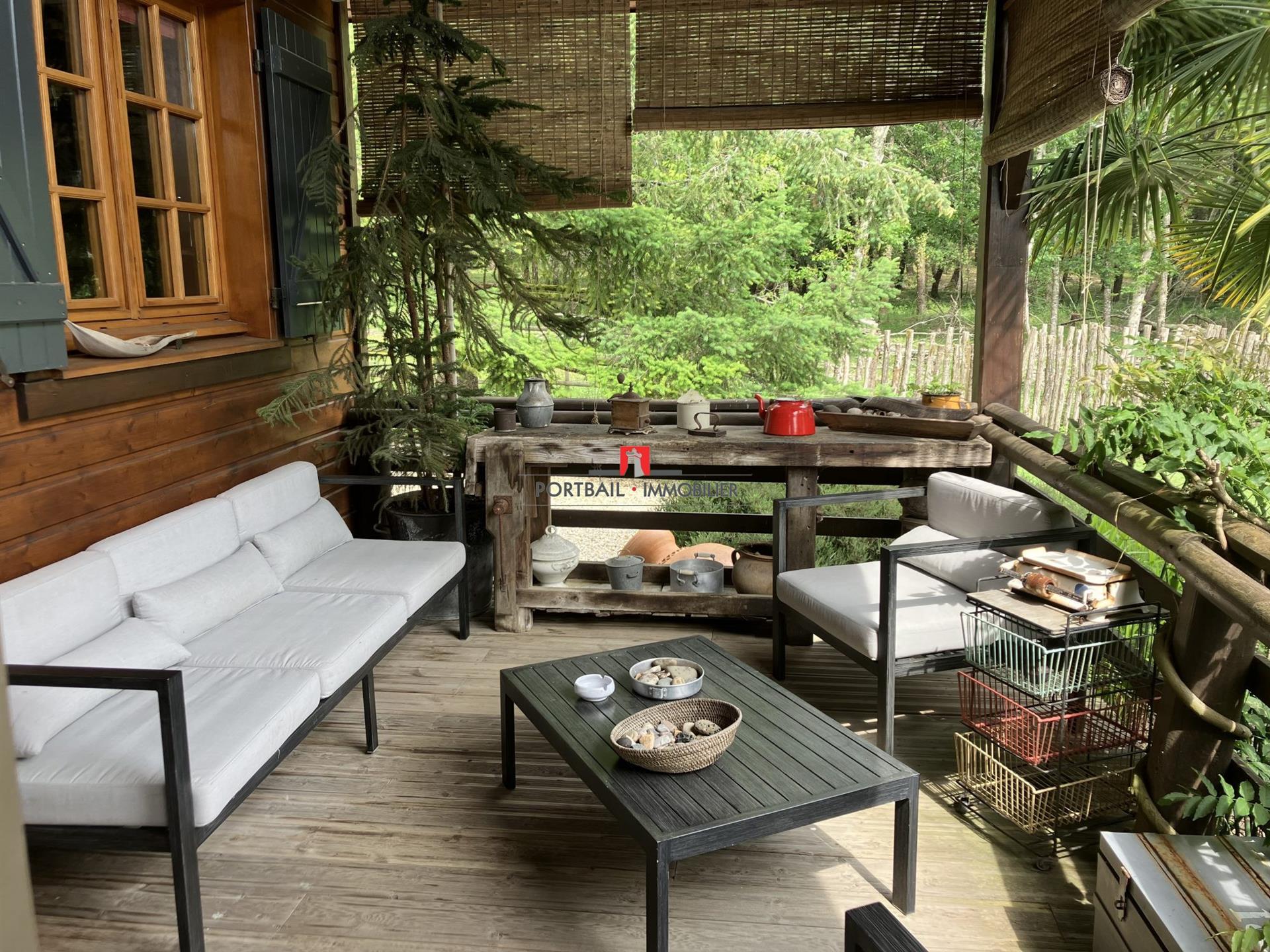Maison à vendre, 121m², Coutras