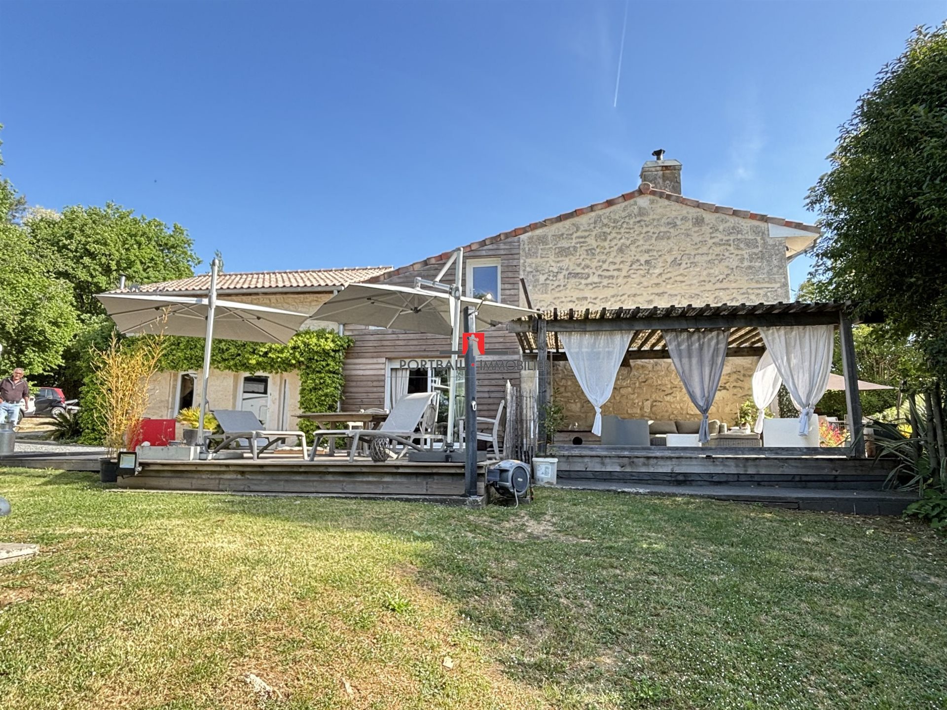 Maison à vendre, 238m², Saint-André-de-Cubzac