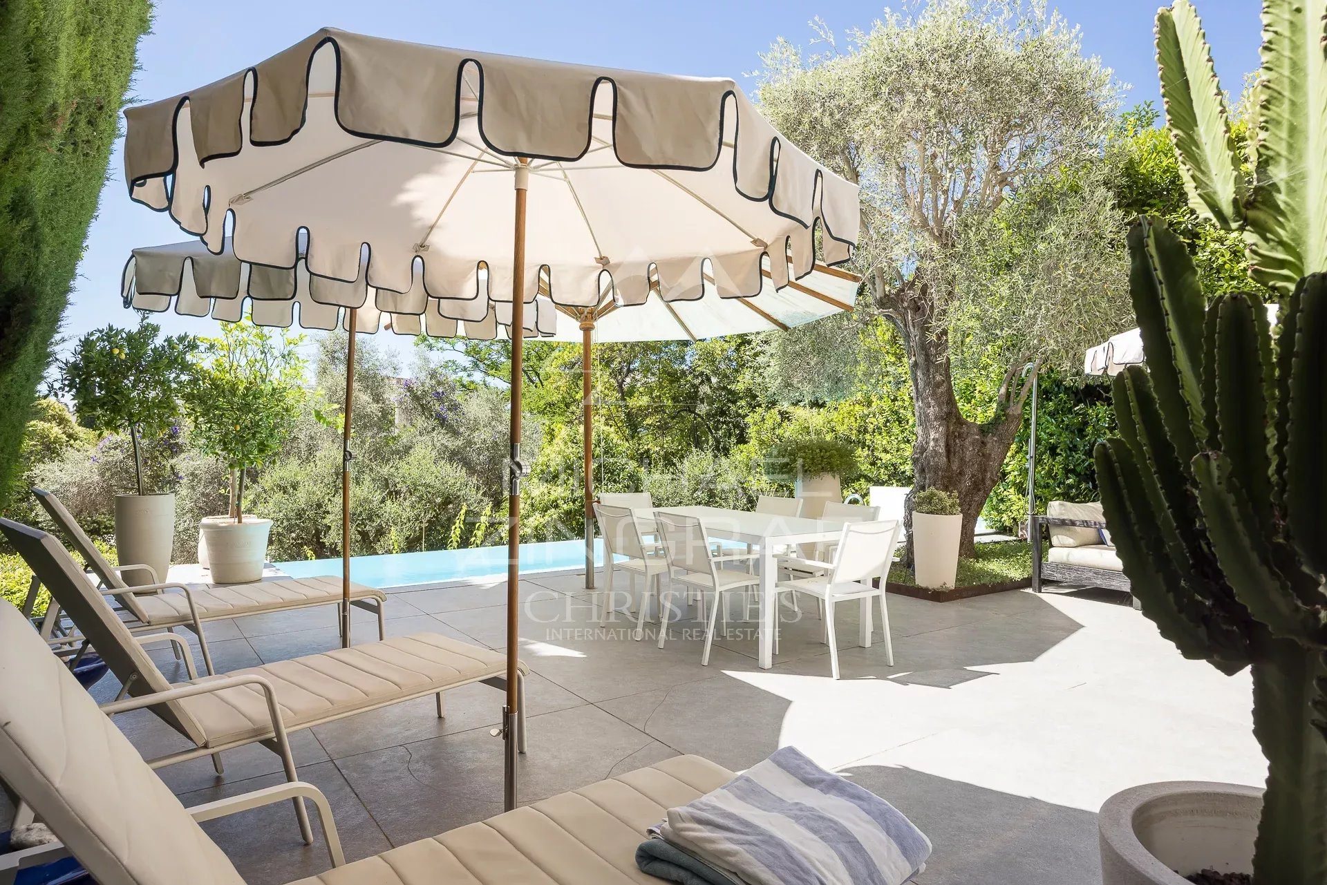 Maison à vendre, 236m², Le Cannet