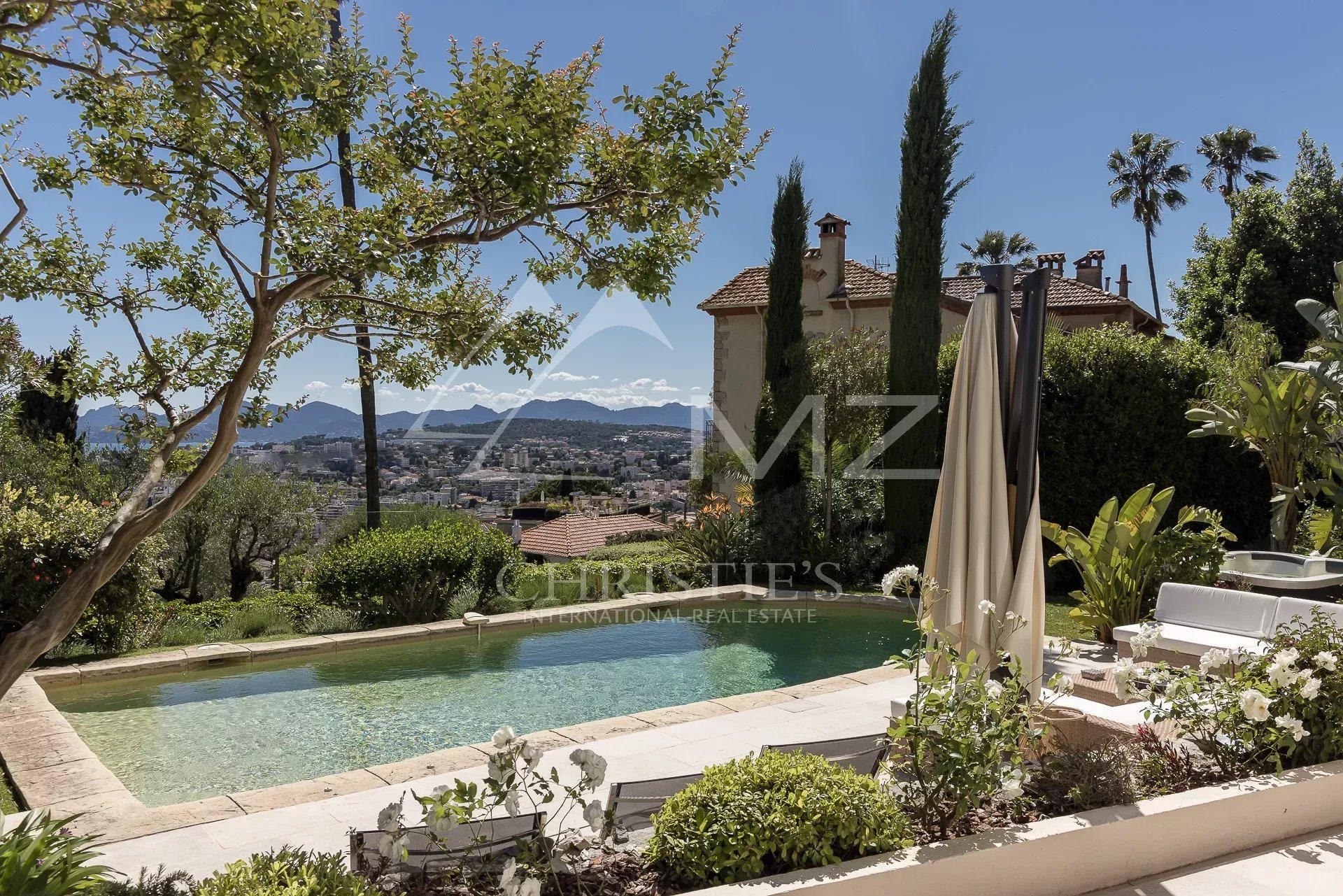 Maison à vendre, 376m², Le Cannet